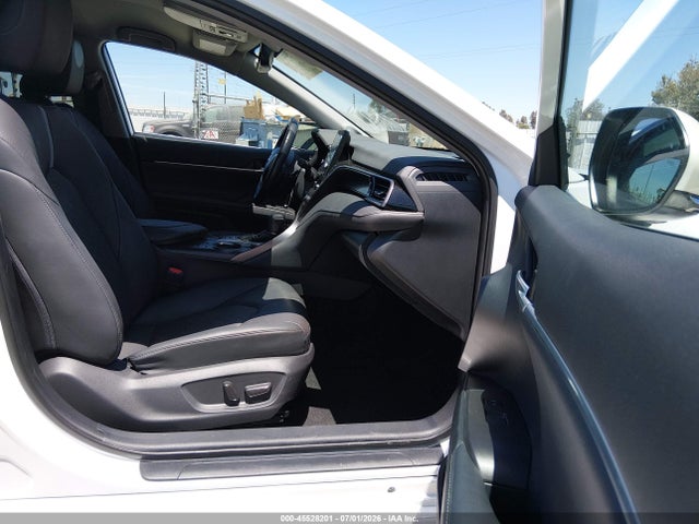 Продажа на аукционе авто 2022 Toyota Camry Xse Hybrid, vin: 4T1K31AK3NU576473, номер лота: 45528201