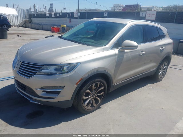 Lincoln MKC 2015 5LMCJ1A90FUJ47149 Image 2