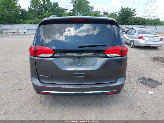 45528291 :رقم المزاد ، 2C4RC1EG1KR597937 vin ، 2019 Chrysler Pacifica Touring L Plus مزاد بيع