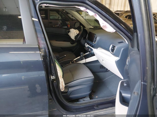 KMHRC8A32NU151892 Hyundai Venue Limited