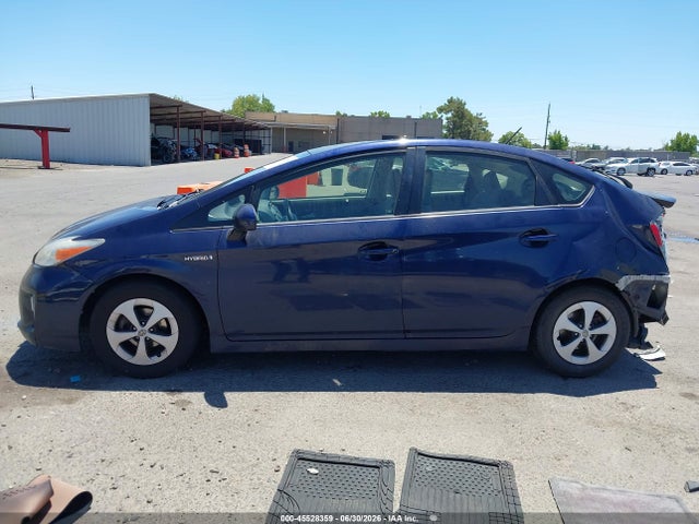 Toyota Prius Two 2014 JTDKN3DU8E0384450 Image 15