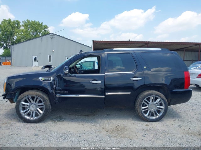 45528381 :رقم المزاد ، 1GYS4FEJ2CR181811 vin ، 2012 Cadillac Escalade Hybrid Platinum Edition مزاد بيع