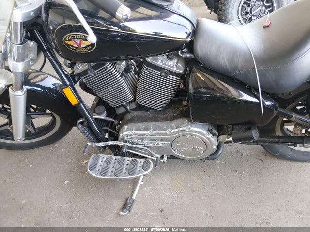 Продажа на аукционе авто 1999 Victory Motorcycles V92 C Victory, vin: 5VPCB15D3X3002859, номер лота: 45528397