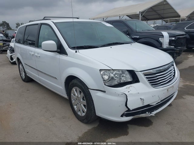 Chrysler Town &amp; Country Touring 2016 2C4RC1BG8GR215060 zdjęcie główne