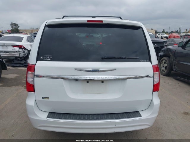 2C4RC1BG8GR215060 Chrysler Town &amp; Country Touring