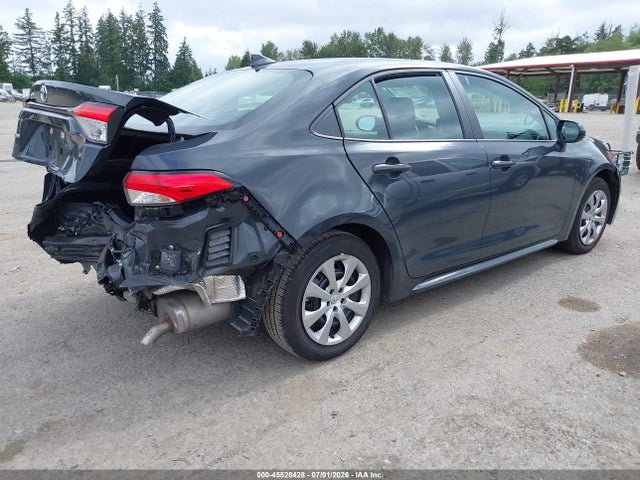 Toyota COROLLA LE 2026 5YFB4MDE5TP408174 Image 4