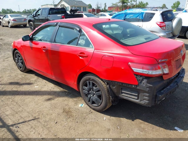 45528473 :رقم المزاد ، 4T1BF3EK4AU072232 vin ، 2010 Toyota Camry Le مزاد بيع