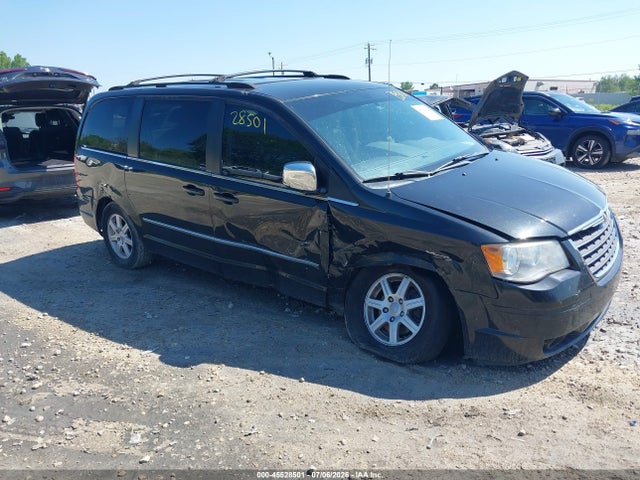 45528501 :رقم المزاد ، 2A4RR8D19AR442243 vin ، 2010 Chrysler Town & Country Touring Plus مزاد بيع