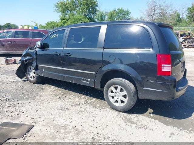 45528501 :رقم المزاد ، 2A4RR8D19AR442243 vin ، 2010 Chrysler Town & Country Touring Plus مزاد بيع