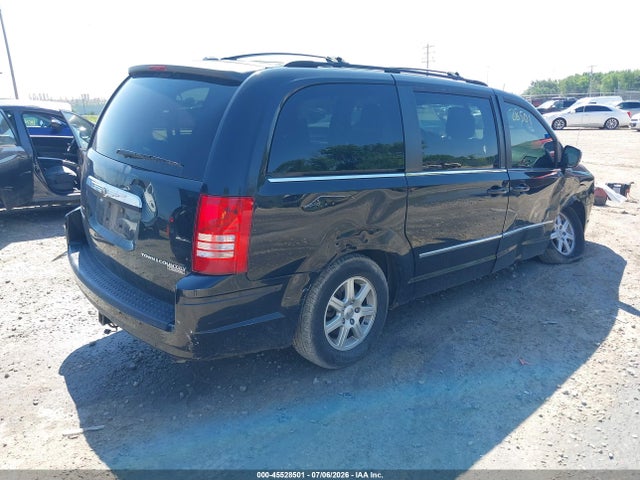 45528501 :رقم المزاد ، 2A4RR8D19AR442243 vin ، 2010 Chrysler Town & Country Touring Plus مزاد بيع