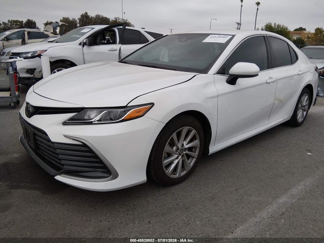 Toyota CAMRY LE 2023 4T1C11AK0PU809707 Image 2