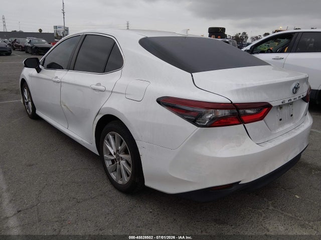 Toyota CAMRY LE 2023 4T1C11AK0PU809707 Image 3