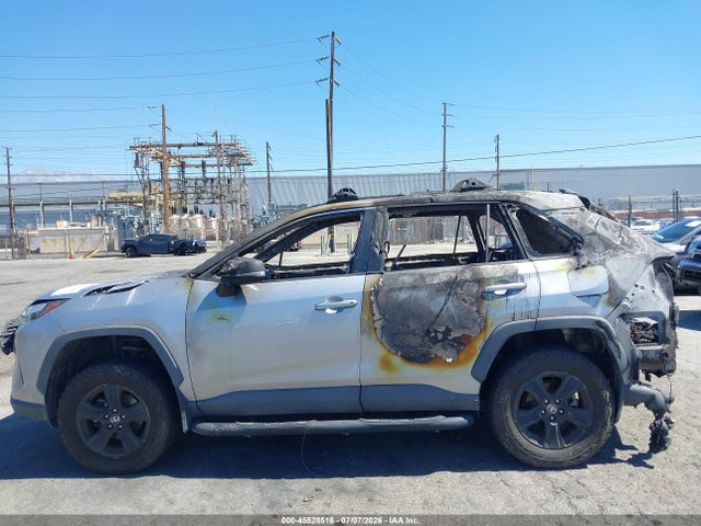 Toyota Rav4 Xle 2022 2T3P1RFV9NC270402 Image 16