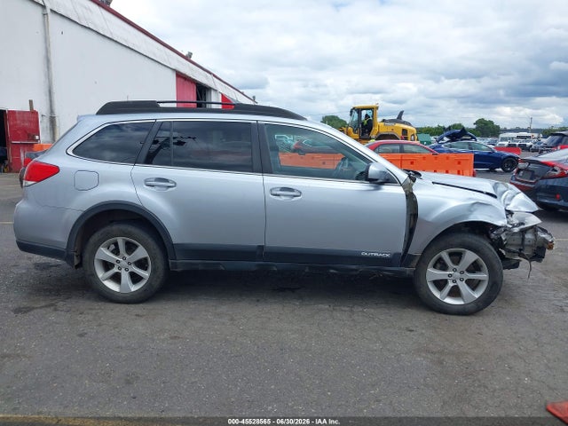2013 Subaru Outback 2.5i Premium მანქანა იყიდება აუქციონზე, vin: 4S4BRBCC9D3207244, აუქციონის ნომერი: 45528565