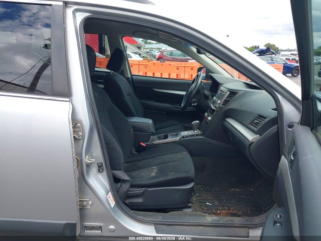 2013 Subaru Outback 2.5i Premium მანქანა იყიდება აუქციონზე, vin: 4S4BRBCC9D3207244, აუქციონის ნომერი: 45528565
