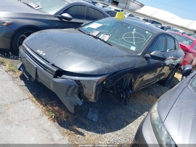 KIA K4 Lxs 2025 3KPFT4DE3SE028061 Image 2