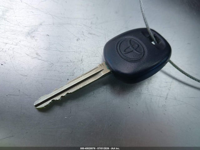5TDKZ3DCXKS974430 Toyota Sienna Le 8 Passenger