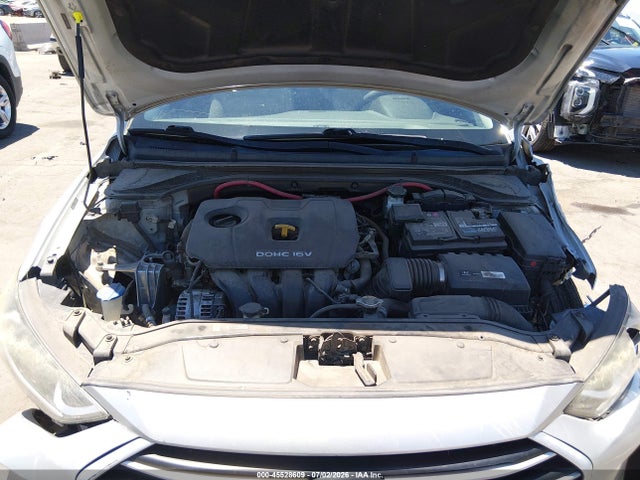 Hyundai ELANTRA SEL 2018 5NPD84LF7JH257498 Image 10