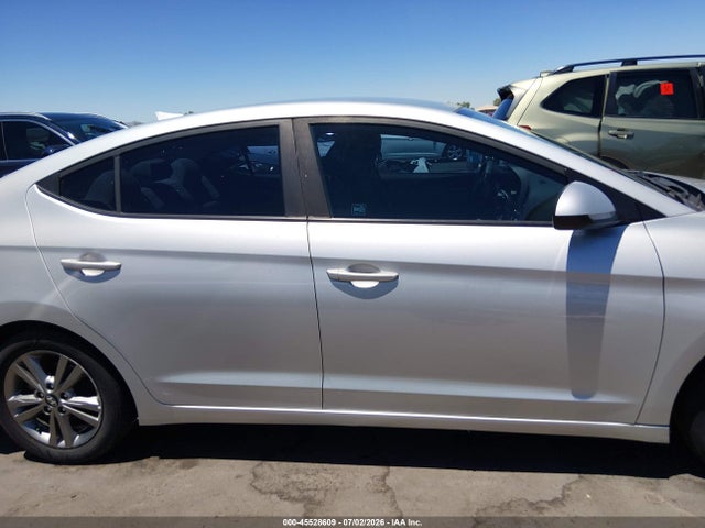 Hyundai ELANTRA SEL 2018 5NPD84LF7JH257498 Image 13