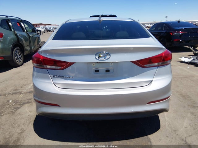 Hyundai ELANTRA SEL 2018 5NPD84LF7JH257498 Image 16