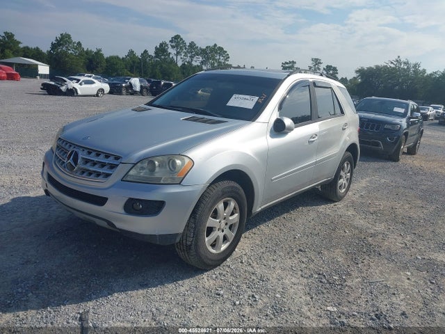 2006 Mercedes-benz Ml 350 4matic მანქანა იყიდება აუქციონზე, vin: 4JGBB86E86A115934, აუქციონის ნომერი: 45528621