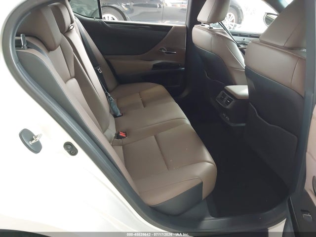 Auction sale of the 2022 Lexus Es 350, vin: 58ACZ1B10NU119086, lot number: 45528642