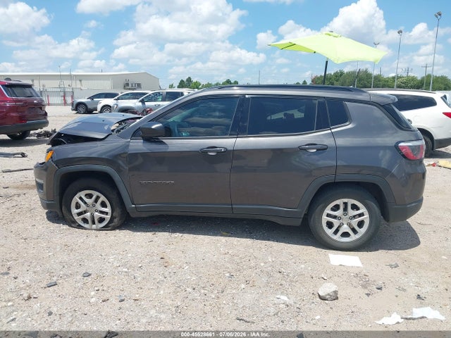 Продаж на аукціоні авто 2018 Jeep Compass Sport Fwd, vin: 3C4NJCAB6JT272240, номер лоту: 45528661
