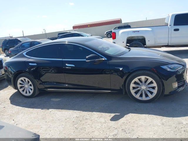 Aukcja sprzedaży 2017 Tesla Model S 60/75, vin: 5YJSA1E11HF214876, numer aukcji: 45528687