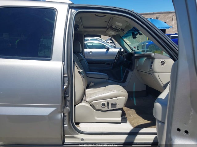 Продажа на аукционе авто 2003 Cadillac Escalade Standard, vin: 1GYEK63N23R172759, номер лота: 45528697
