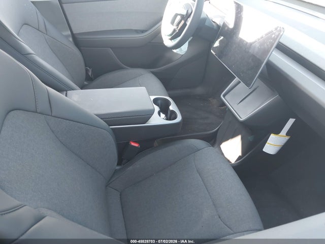 Продаж на аукціоні авто 2026 Tesla Model Y, vin: 7SAYGDEDXTA602394, номер лоту: 45528703