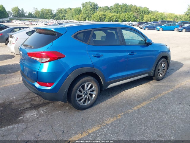 Hyundai TUCSON SE 2017 KM8J3CA47HU550701 Image 4