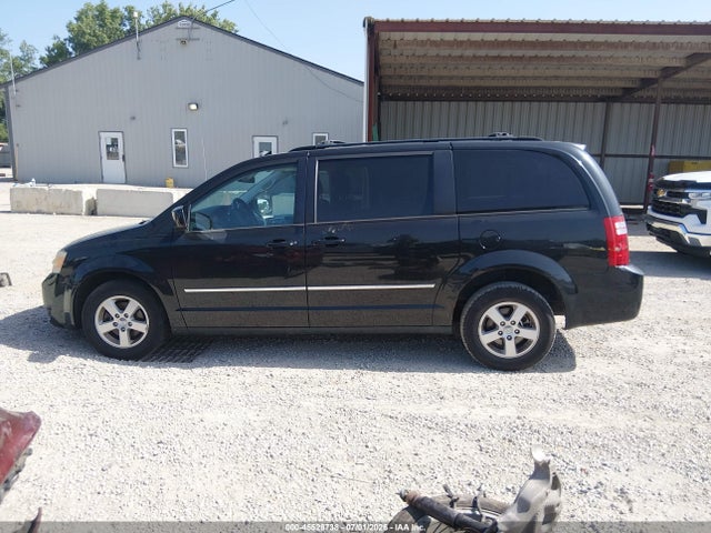 Продажа на аукционе авто 2010 Dodge Grand Caravan Sxt, vin: 2D4RN5D14AR462158, номер лота: 45528738