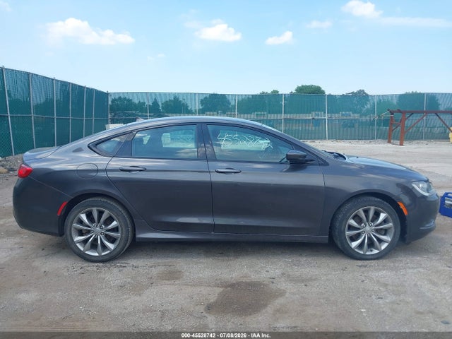 Продаж на аукціоні авто 2016 Chrysler 200 S, vin: 1C3CCCDG8GN135659, номер лоту: 45528742