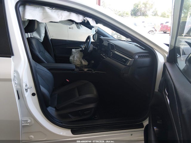 Toyota CAMRY XSE 2025 4T1DBADK1SU035263 Image 5
