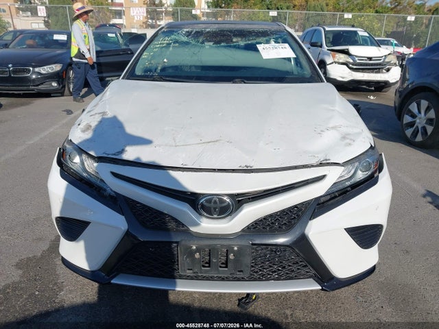 Toyota CAMRY XSE 2018 4T1B61HK8JU044238 Image 11