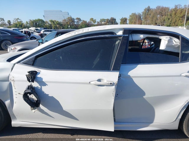Toyota CAMRY XSE 2018 4T1B61HK8JU044238 Image 13