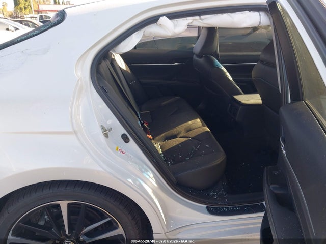 Toyota CAMRY XSE 2018 4T1B61HK8JU044238 Image 8