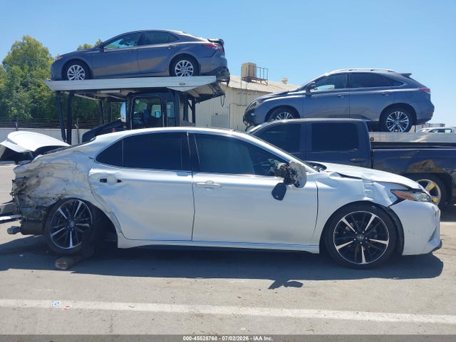 4T1BZ1HK2JU012960 Toyota Camry Xse V6