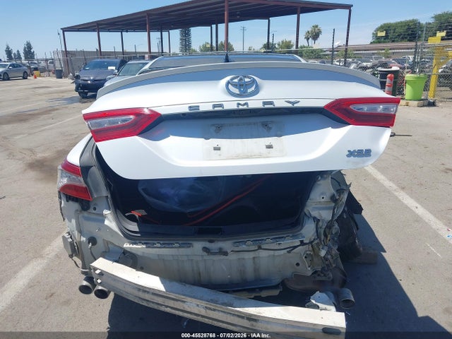 4T1BZ1HK2JU012960 Toyota Camry Xse V6