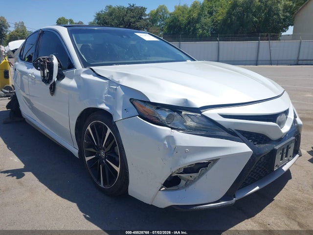 4T1BZ1HK2JU012960 Toyota Camry Xse V6