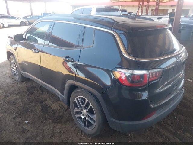 3C4NJCBB3KT743051 Jeep Compass Sun And Wheel Fwd