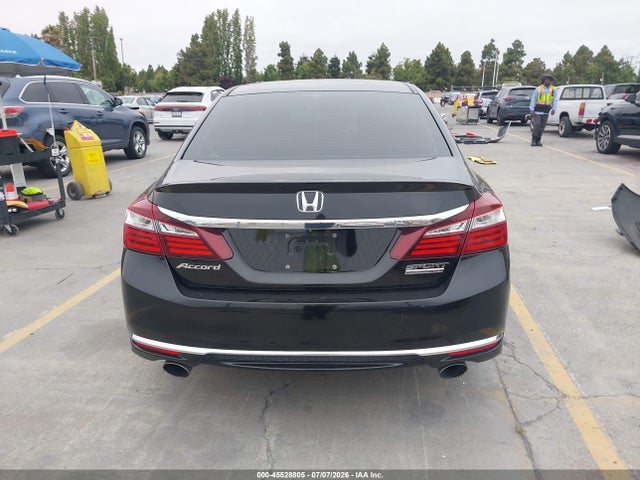 45528805 :رقم المزاد ، 1HGCR2F19HA281592 vin ، 2017 Honda Accord Sport Se مزاد بيع