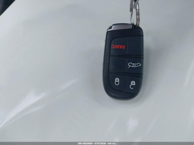 45528809 :رقم المزاد ، 2C3CCAAG8JH304314 vin ، 2018 Chrysler 300 Touring مزاد بيع