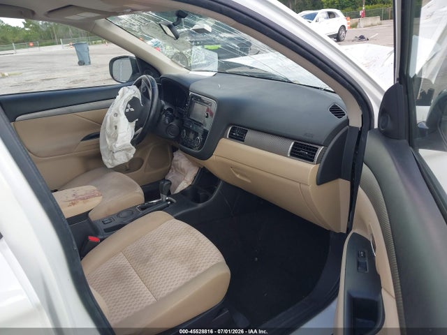 Продажа на аукционе авто 2014 Mitsubishi Outlander Se, vin: JA4AD3A33EZ013213, номер лота: 45528816