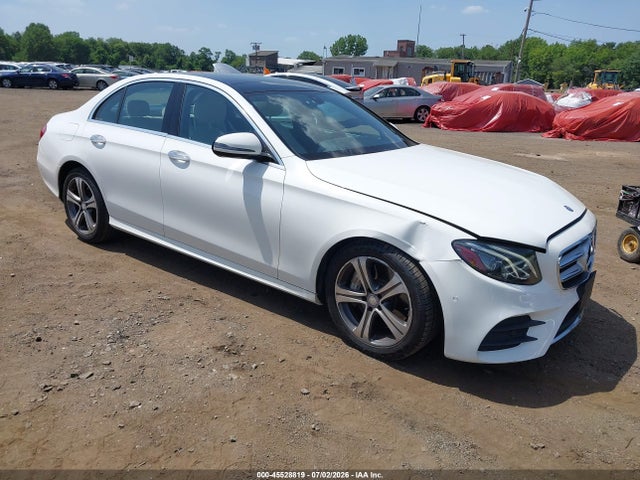 2017 Mercedes-benz E 300 4matic მანქანა იყიდება აუქციონზე, vin: WDDZF4KB6HA104046, აუქციონის ნომერი: 45528819