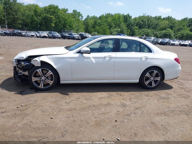 2017 Mercedes-benz E 300 4matic მანქანა იყიდება აუქციონზე, vin: WDDZF4KB6HA104046, აუქციონის ნომერი: 45528819