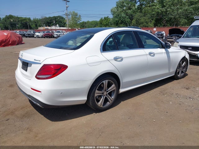 2017 Mercedes-benz E 300 4matic მანქანა იყიდება აუქციონზე, vin: WDDZF4KB6HA104046, აუქციონის ნომერი: 45528819