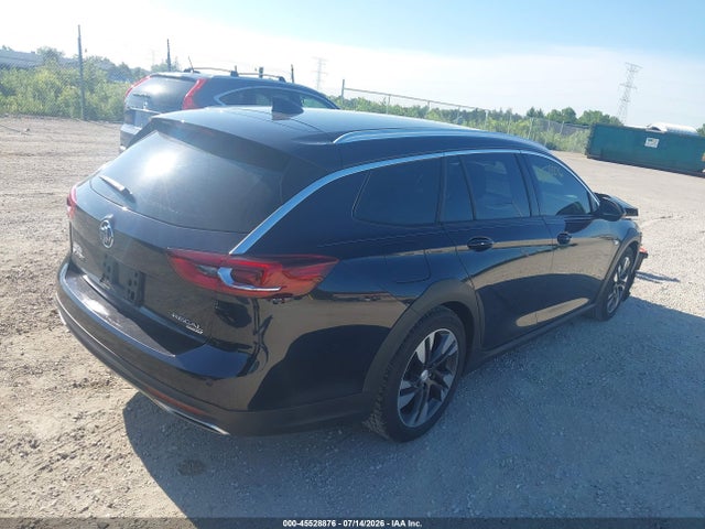 45528876 :رقم المزاد ، W04GV8SX0J1130701 vin ، 2018 Buick Regal Tourx Essence مزاد بيع