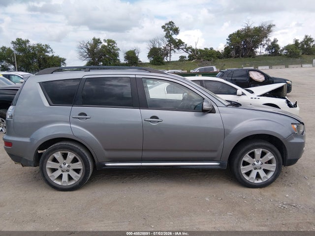 45528891 :رقم المزاد ، JA4JT3AW9DU020885 vin ، 2013 Mitsubishi Outlander Se مزاد بيع