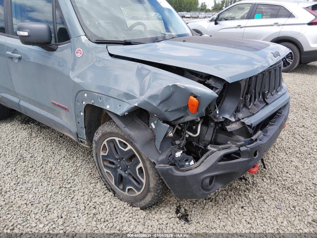 Jeep Renegade Trailhawk 4x4 2017 ZACCJBCB2HPG10488 Image 6
